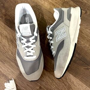 Men’s New Balance 997H Sneakers